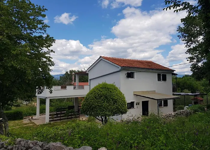 Apartment Buric
