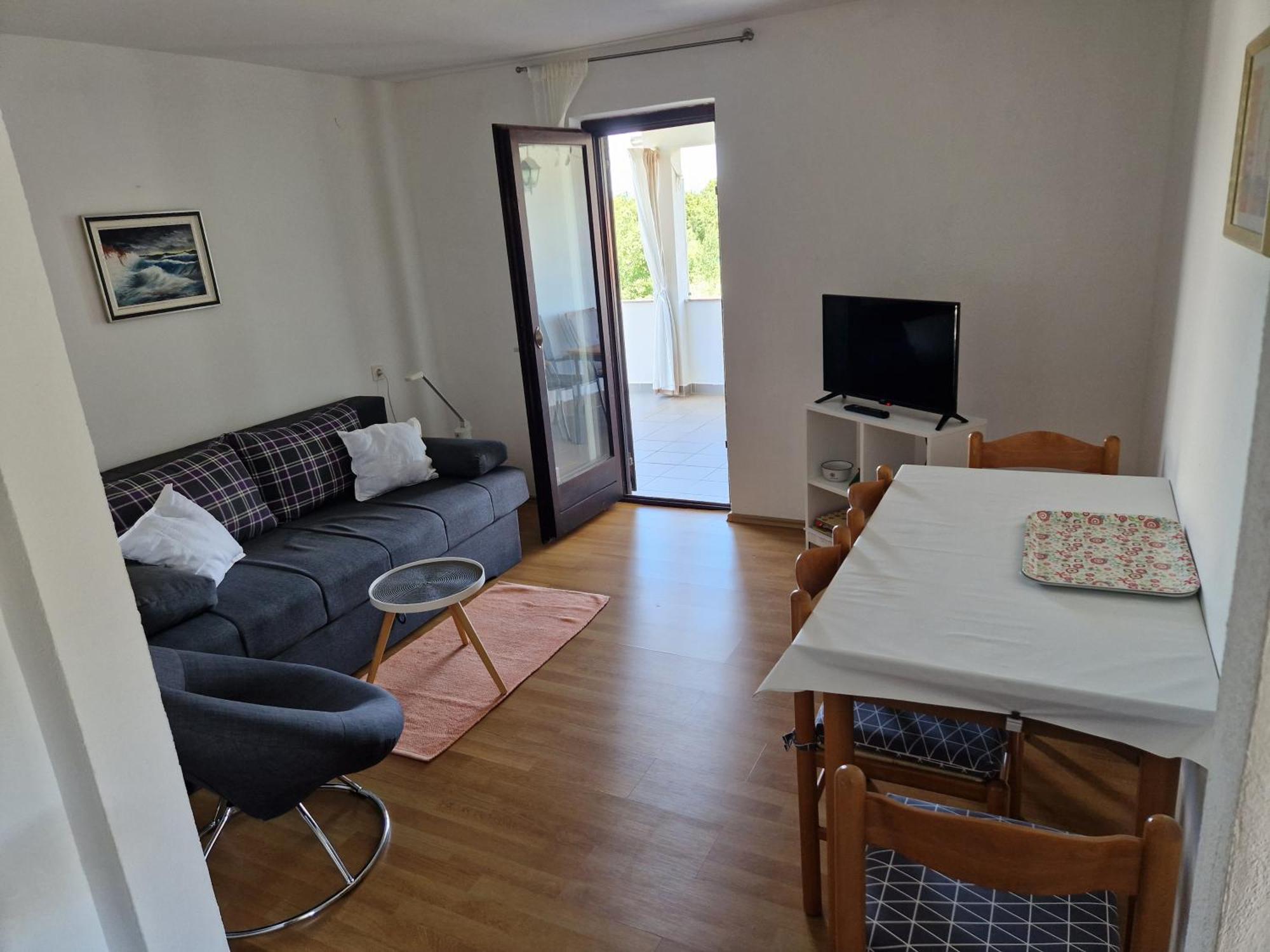 Apartment Buric *